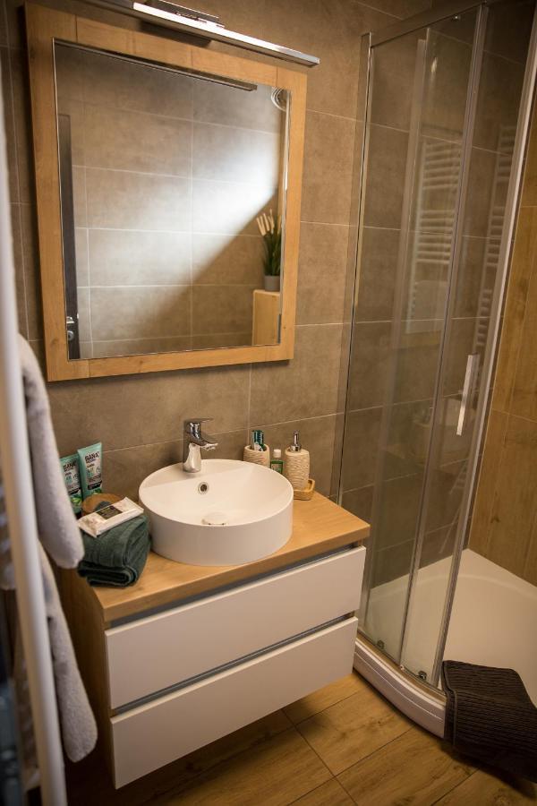 La Rona Rooms Кишкёрёш Экстерьер фото